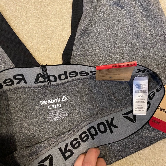 Men’s Reebok Compression Pants - Picture 3 of 5